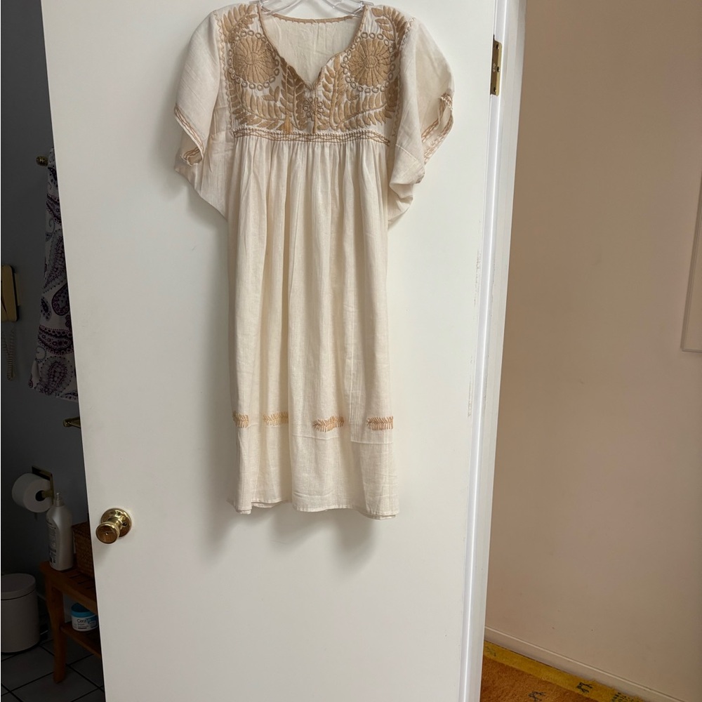 Mexican Embroidered Cream Colored Dress - Size Medium New